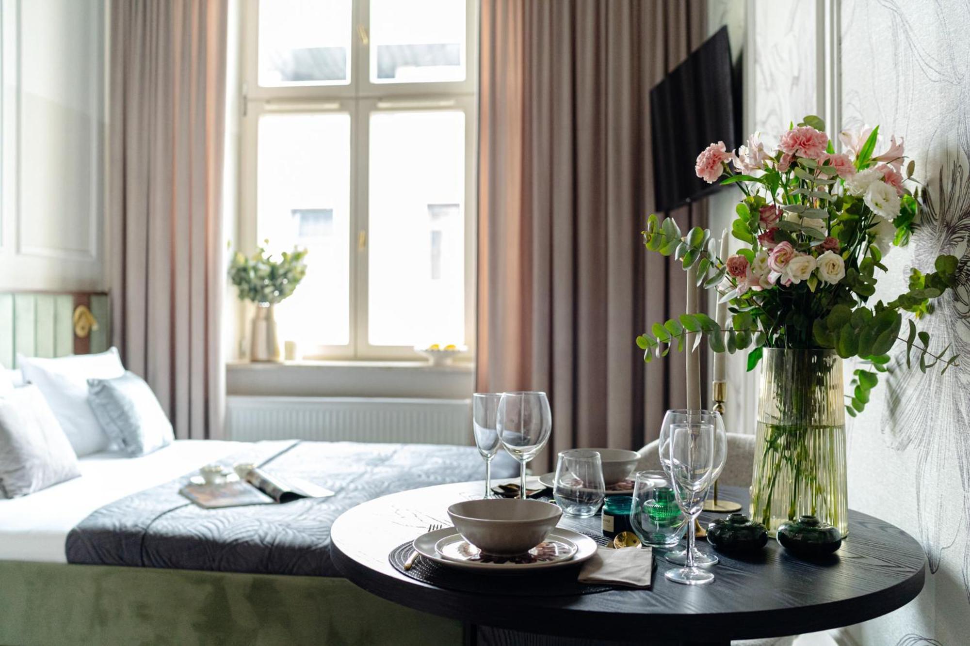 Garden - Loftaffair Collection Apartment คราคูฟ ภายนอก รูปภาพ